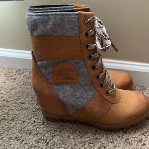 Gently used Sorel wedge ankle bootie